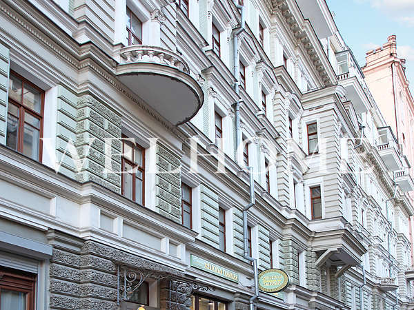 Милютинский пер., 3: 4-х комн. квартира 188 кв.м с отделкой в клубном доме после полной реконструкци